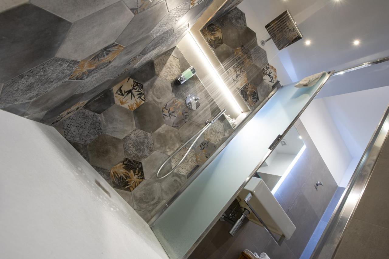 Peony - 13 Piazza Pio XI Apartman Róma Kültér fotó